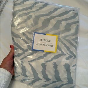 Matouk Schumacher Blue and White Shower Curtain BRAND NEW